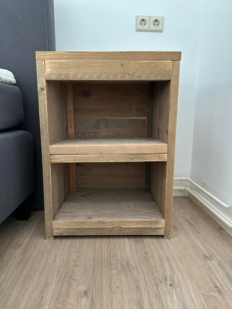 2x Steigerhouten Nachtkastjes - 50x39x71 cm, Huis en Inrichting, Slaapkamer | Nachtkastjes, Ophalen, Zo goed als nieuw, 45 tot 65 cm