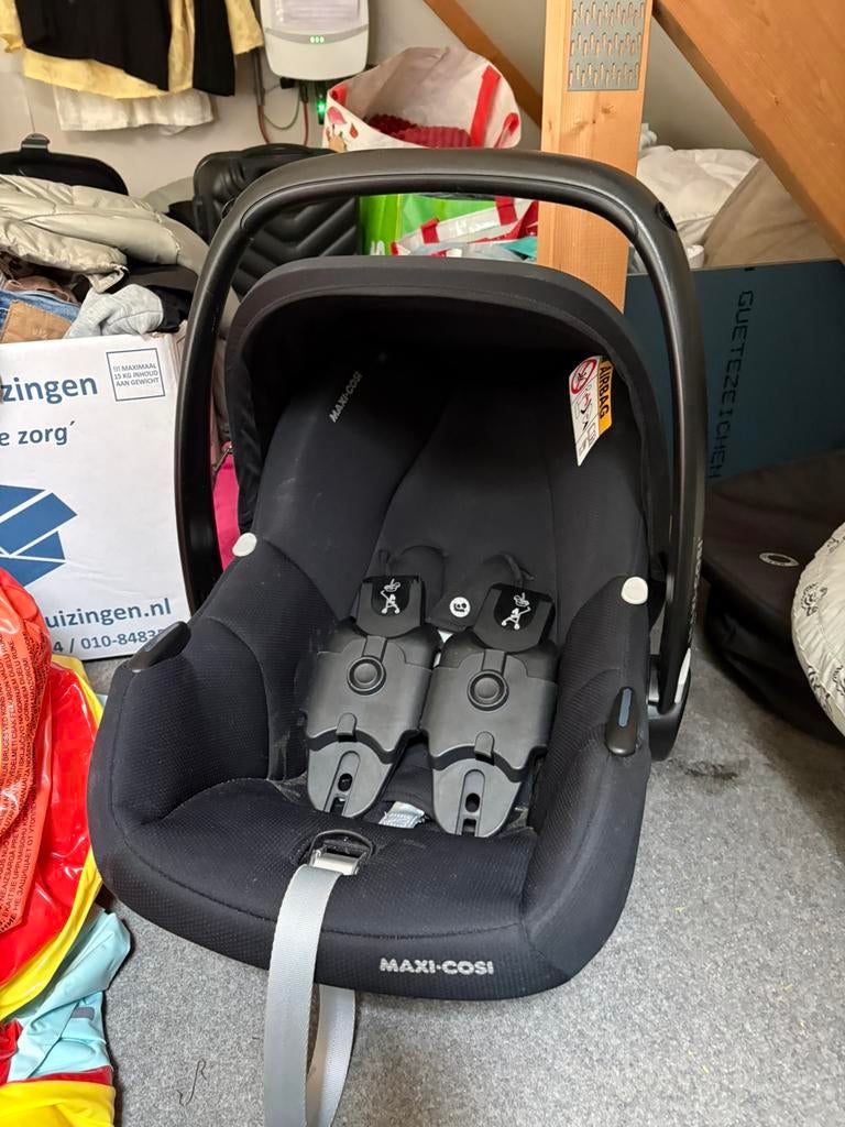 Maxi cosi met adapters en isofix, Ophalen, Gebruikt, Isofix, 0 t/m 13 kg