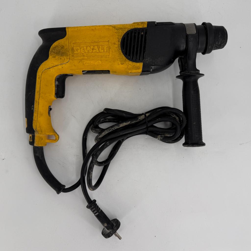 Dewalt D25103 Boorhamer, Dewalt, Gebruikt, Support@dewalt.com, 701 E. Joppa Road
Towson, MD 21286
USA