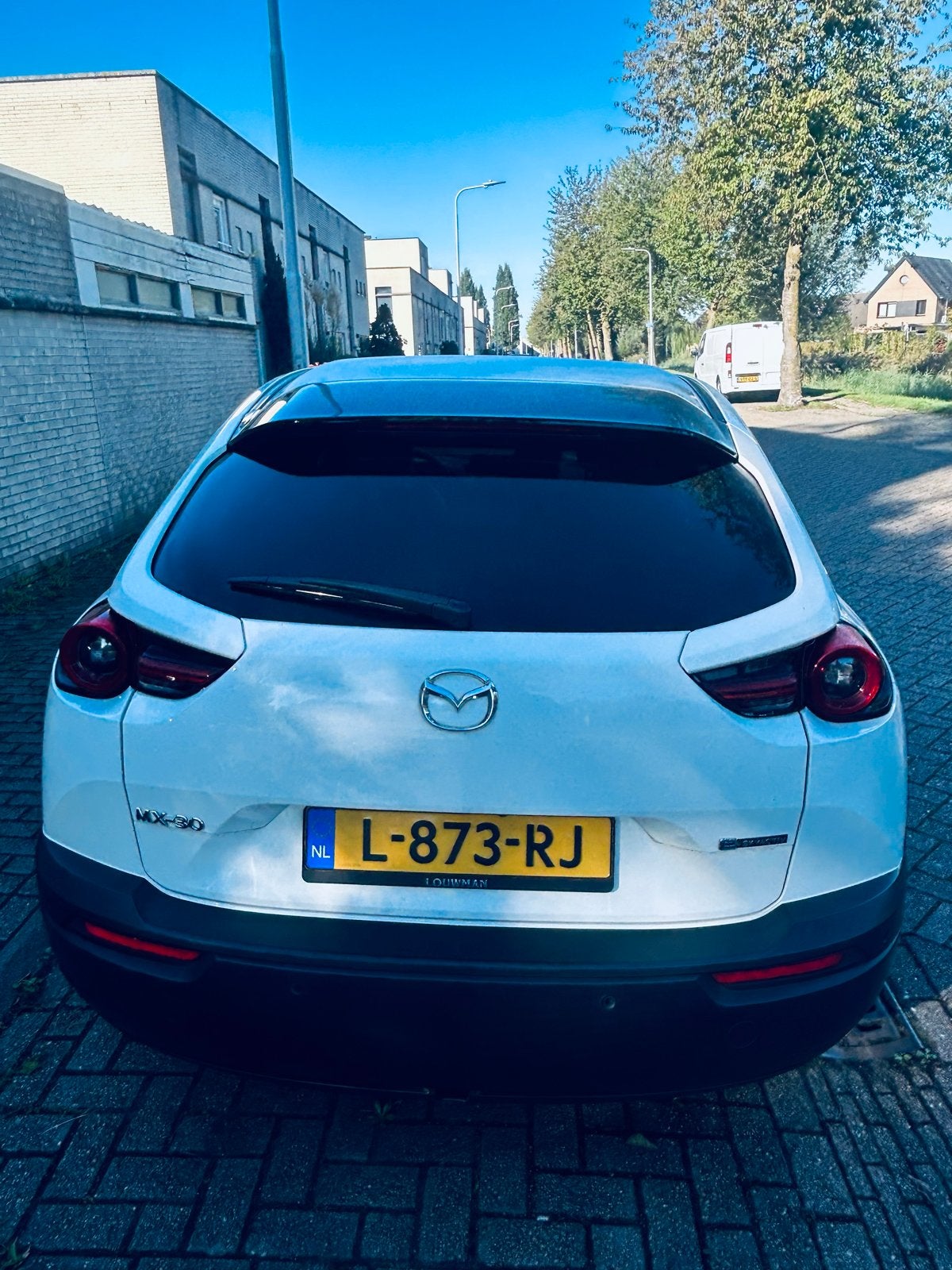 Mazda MX-30 | Volledig onderhouden bij Louwman | Nieuwe APK, Auto's, Elektrische ramen, Leder en Stof, Wit, Elektrisch