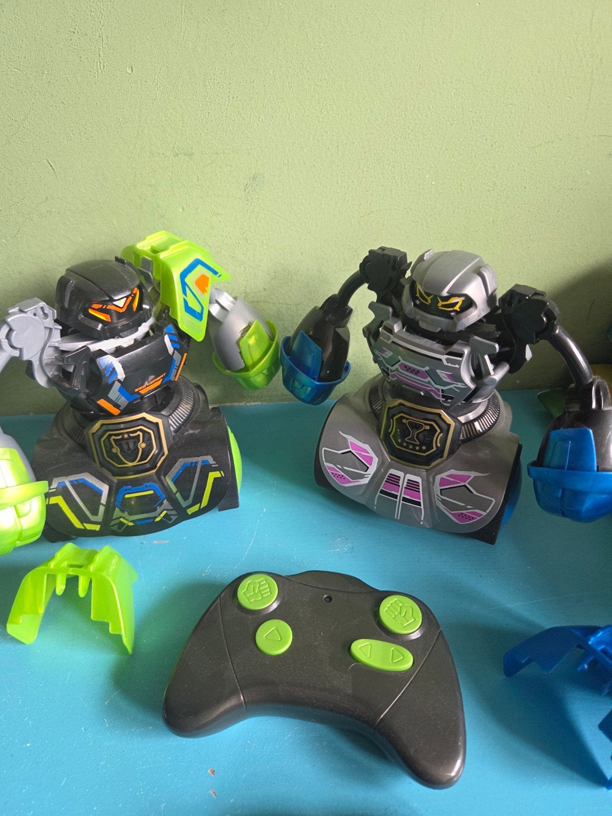 Robots met afstandsbediening - Battle Robots, Ophalen of Verzenden, Zo goed als nieuw