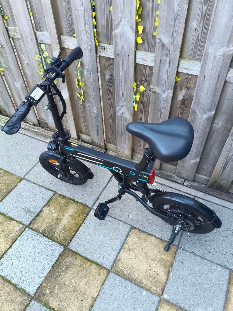 Opvouwbare e-bike met gashendel, Fietsen en Brommers, Fietsen | Vouwfietsen, Ophalen