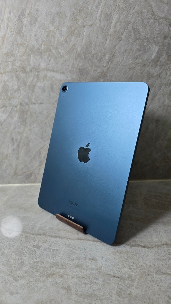 Apple iPad Air 2022 64GB, ., 11 inch, Ophalen of Verzenden, Zo goed als nieuw
