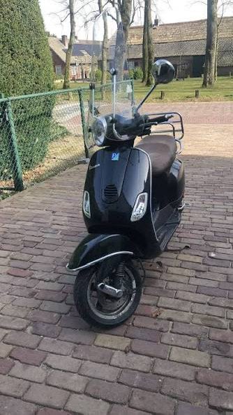 Vespa Opknapper / Frame Gezocht LX(V), Ophalen, Zo goed als nieuw