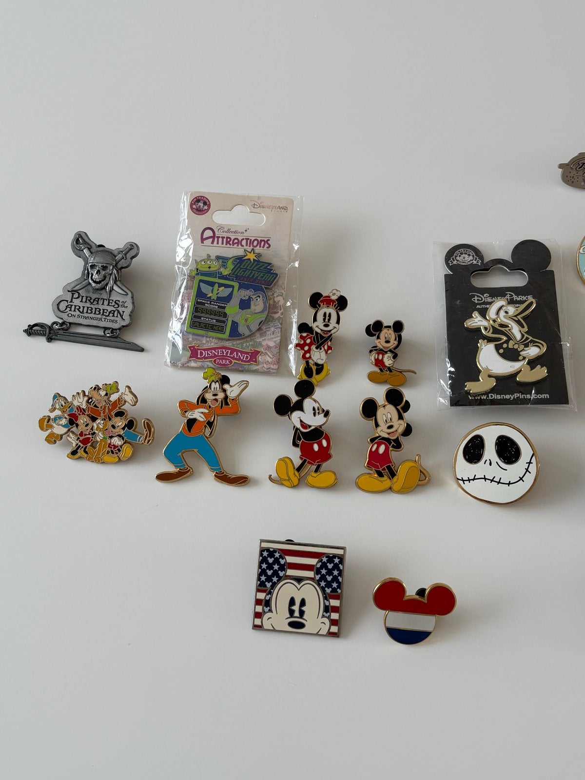 Diverse Disney Pins uit Parijs - Collectors Items, Ophalen of Verzenden, Mickey Mouse, Gebruikt, Overige typen