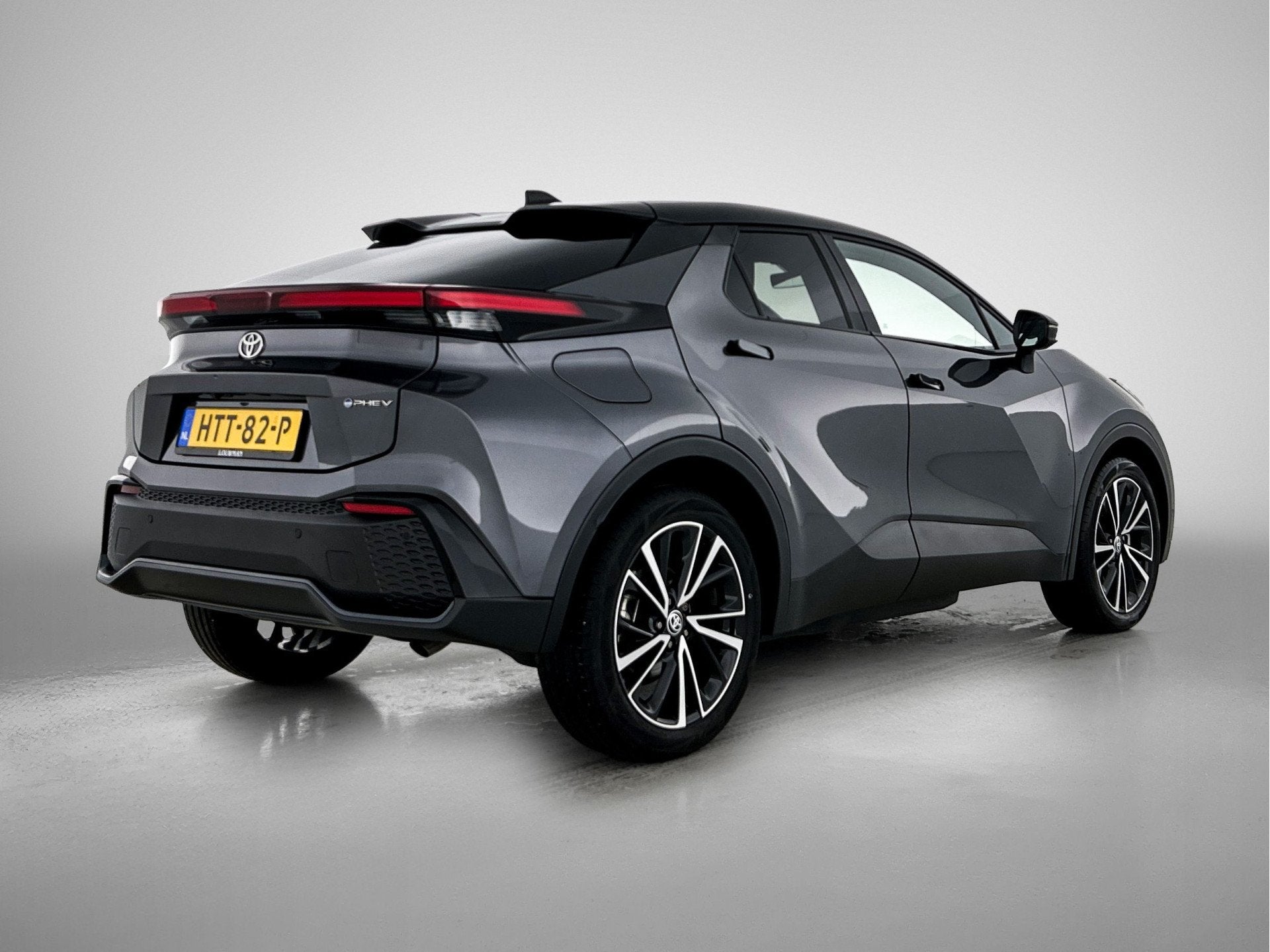 Toyota C-HR 2.0 Plug-in Hybrid 220 Executive | BTW voertuig, Auto's, 12 maanden, 4 cilinders, Leder en Stof, Automatische klimaatregeling