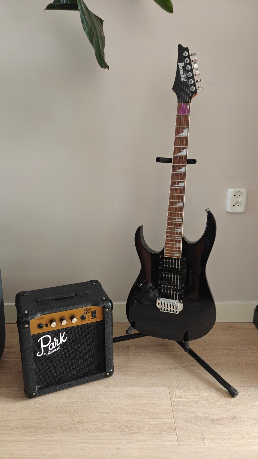 Ibanez GIO GRG170DXL Linkshandige Gitaar met Park Versterker, Ophalen, Gebruikt, Ibanez, Met versterker