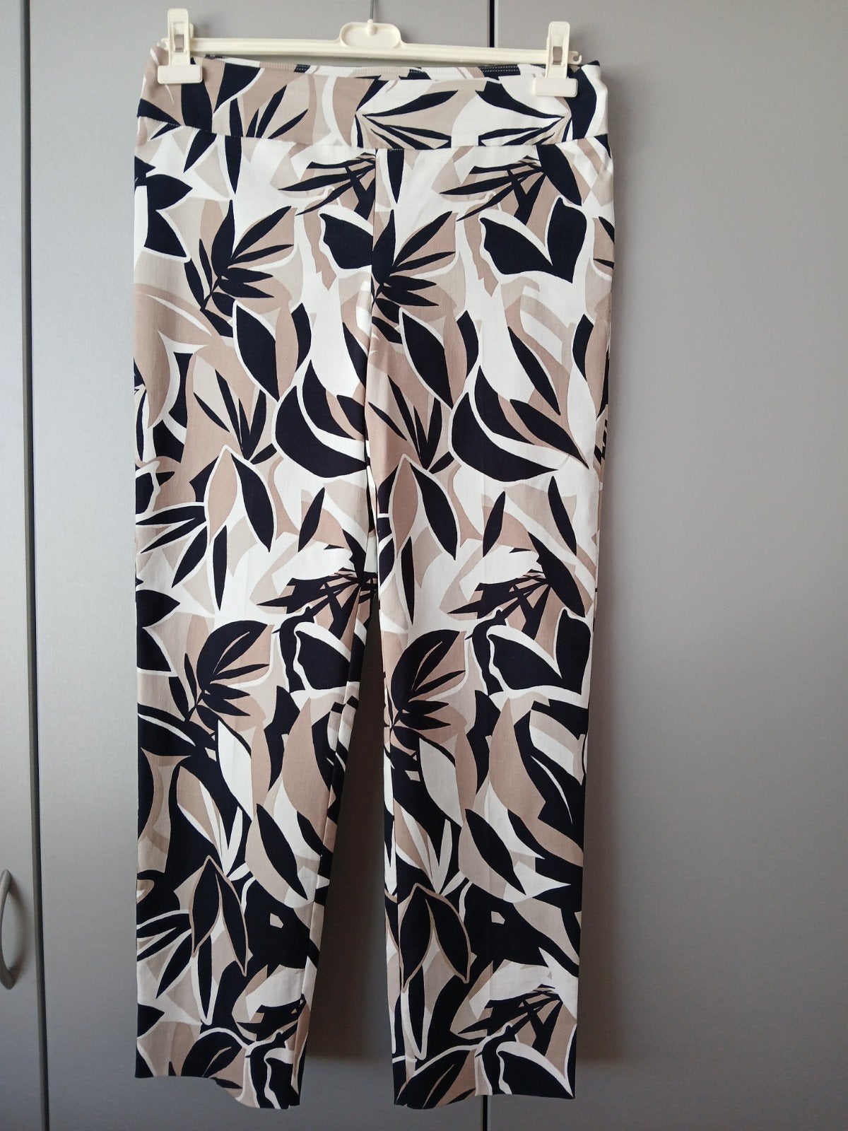 Joseph Ribkoff Pantalon maat 44/46. Niet gedragen, Zwart, Maat 42/44 (L), Joseph Ribkoff, Nieuw