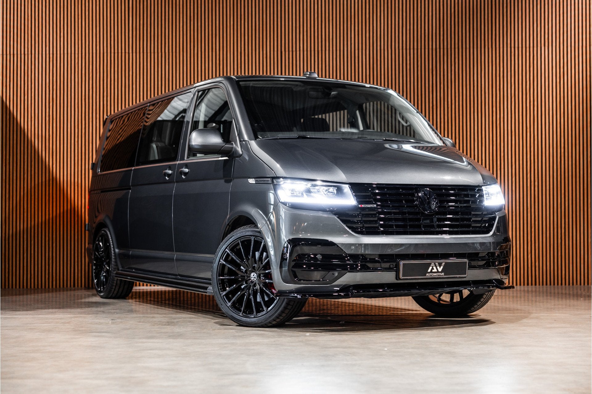 Volkswagen Transporter T6.1 2.0 TDI L2H1 DC 4Motion | Dubbel, Auto's, Automaat, Gebruikt, 4 cilinders, Volkswagen