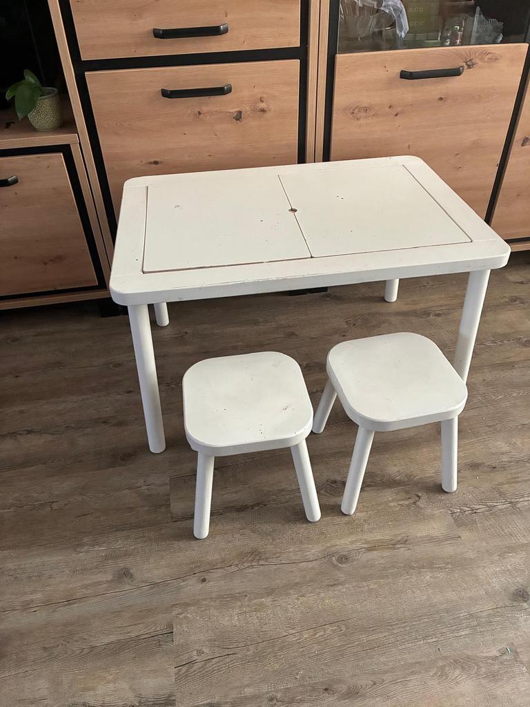 Kinder tafel en stoellen set, Kinderen en Baby's, Kinderkamer | Tafels en Stoelen, Ophalen, Zo goed als nieuw, Tafel(s) en Stoel(en)
