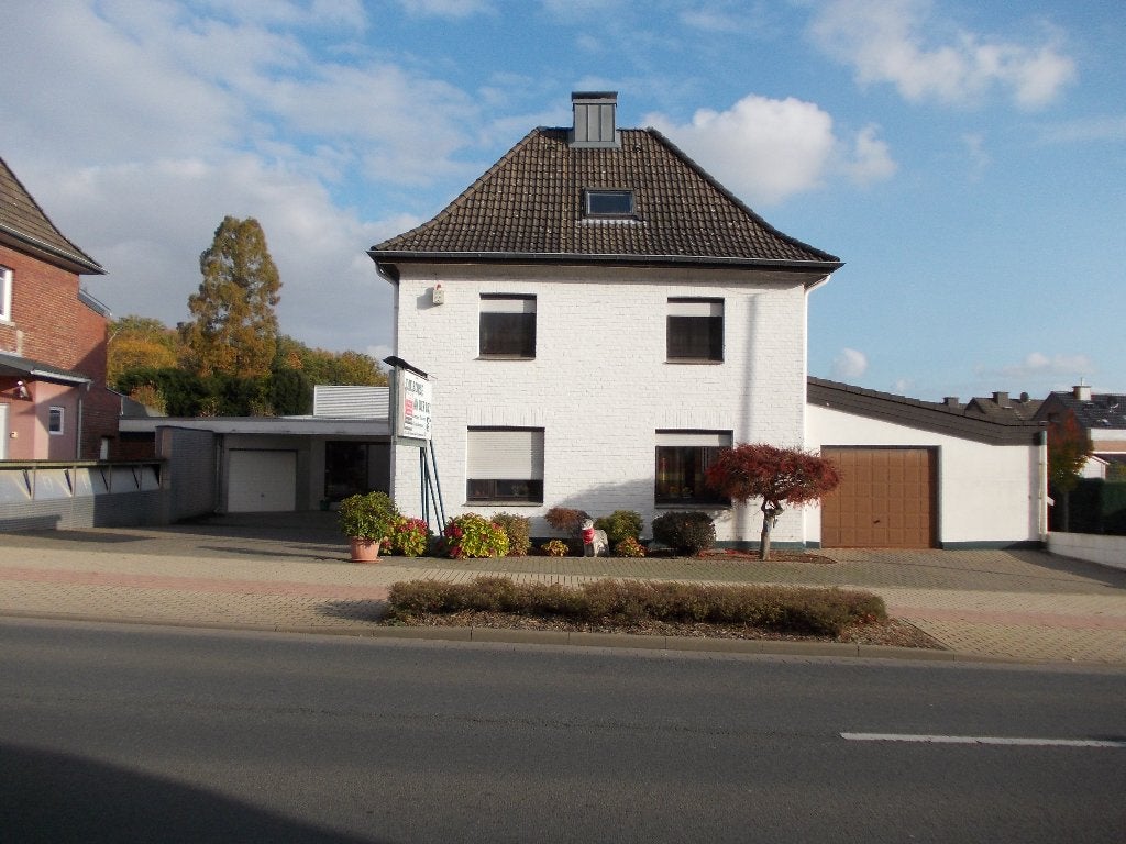 gebouw met gemengde woon- en bedrijfsfunctie, Overige soorten, Duitsland, Verkoop zonder makelaar, 125 m²