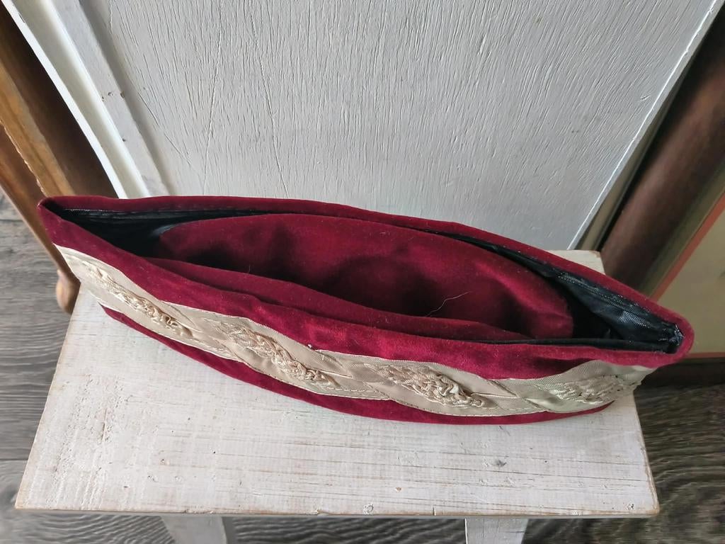 Marokkaans Hoedje - Rood Fluweel met Gouden Band, Hoed, One size fits all, Ophalen of Verzenden, Onbekend