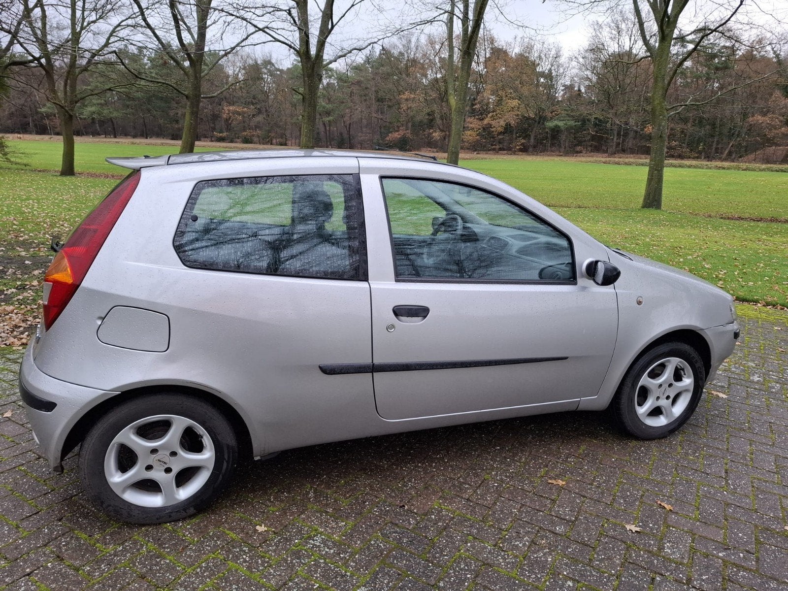 Fiat Punto 1.2 3DR 2002 Grijs, Voorwielaandrijving, 1242 cc, 4 cilinders, 400 kg