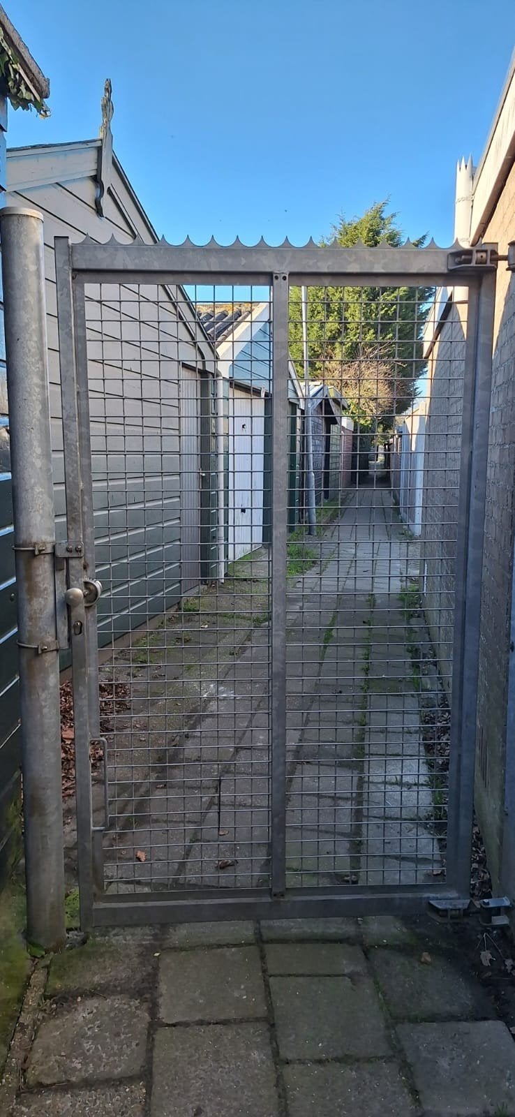 Looppoort 195x118 met punten, Tuin en Terras, Ophalen, IJzer, Sierhekwerk, Met poort