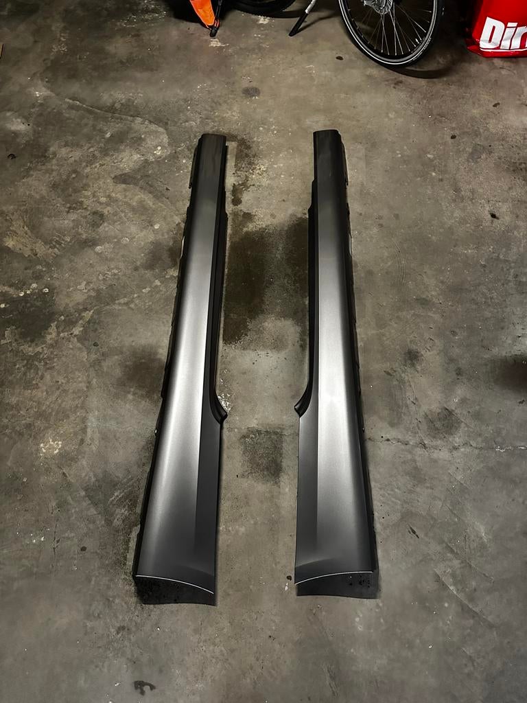 Originele bmw e92/93 Space Grau (A52) sideskirts, Auto-onderdelen, Ophalen of Verzenden, Nieuw, BMW, Bumper