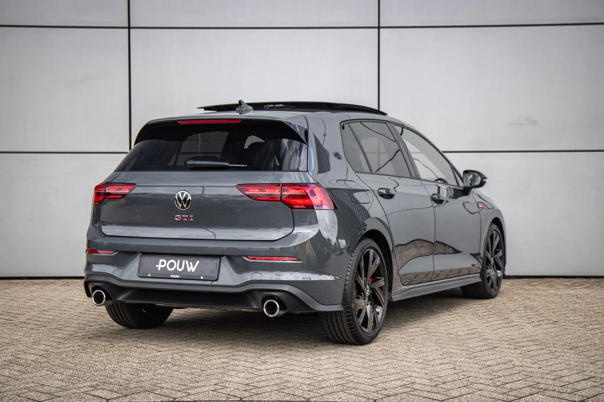 Volkswagen Golf GTI 2.0 TSI 245pk DSG (bj 2024, automaat), Gebruikt, 4 cilinders, 1984 cc, Bedrijf