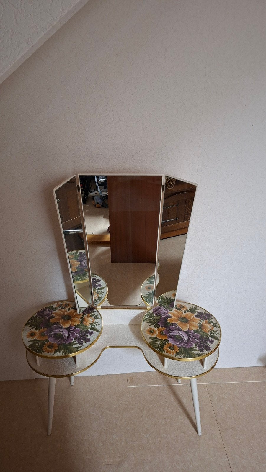 kinder Vintage kaptafel met spiegel en bloemmotief, Huis en Inrichting, Woonaccessoires | Spiegels, Ophalen, Gebruikt, 100 tot 150 cm