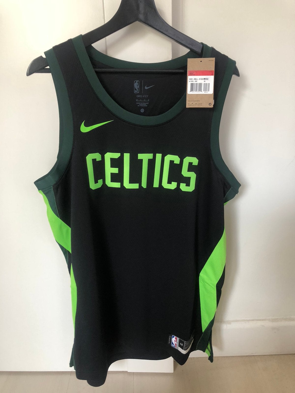 Nike Boston Celtics basketball shirt size Large nieuw, Ophalen, Nieuw, Kleding