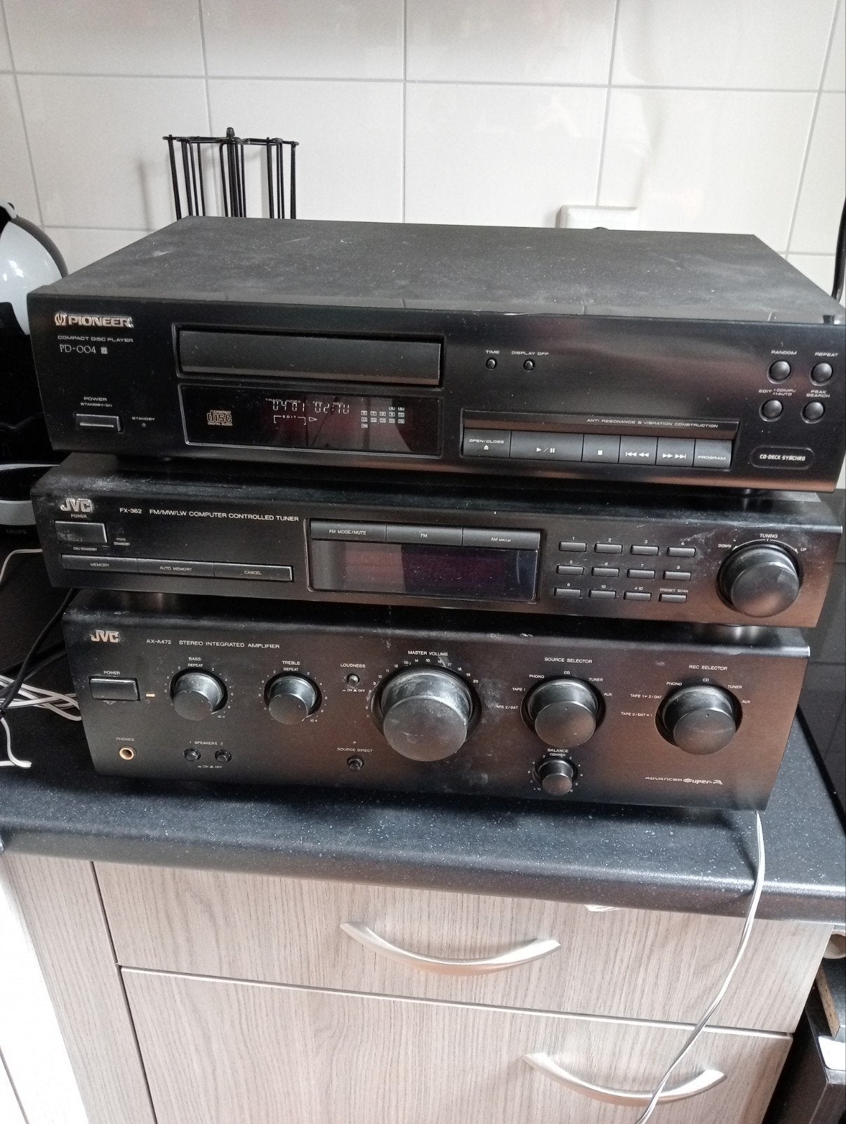 Pioneer CD-speler & JVC Tuner/Versterker met Speakers, Ophalen, Gebruikt, JVC, Tuner of Radio