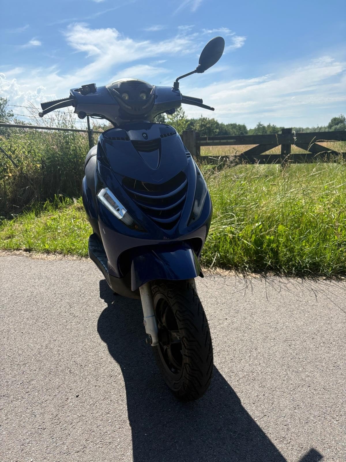 Piaggio zip 4takt cabrateur 2015 (gereviseerd), Ophalen of Verzenden, Zo goed als nieuw, Benzine, Zip