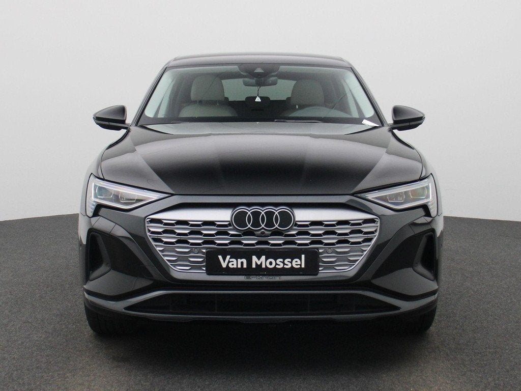 Audi Q8 e-tron 55 Quattro Advanced 408 PK | Navigatie | Adap, Auto's, Audi, Stof, Zwart, Vierwielaandrijving, 408 pk