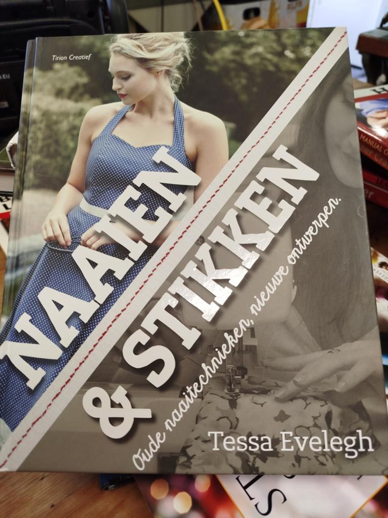 Naaien & stikken Tessa Evelegh, Ophalen of Verzenden, Vrouw, Overige merken