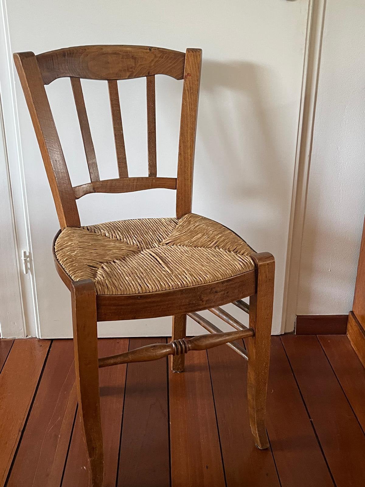 Oude houten eetkamer stoel (6 stuks)!, Ophalen