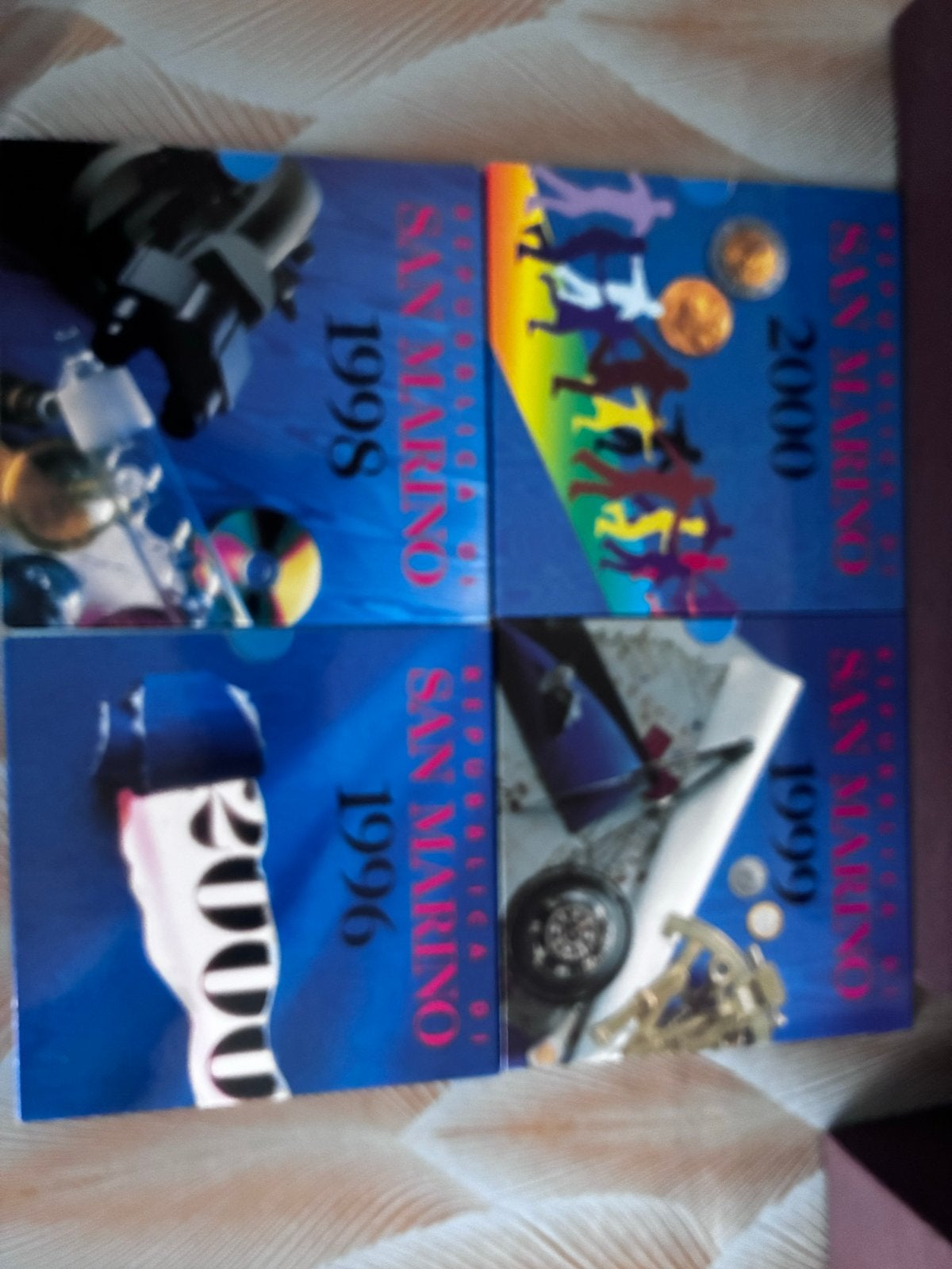 9 muntsets San Marino 1988-2000, Postzegels en Munten, Munten | Europa | Niet-Euromunten, Ophalen of Verzenden, Italië, Setje