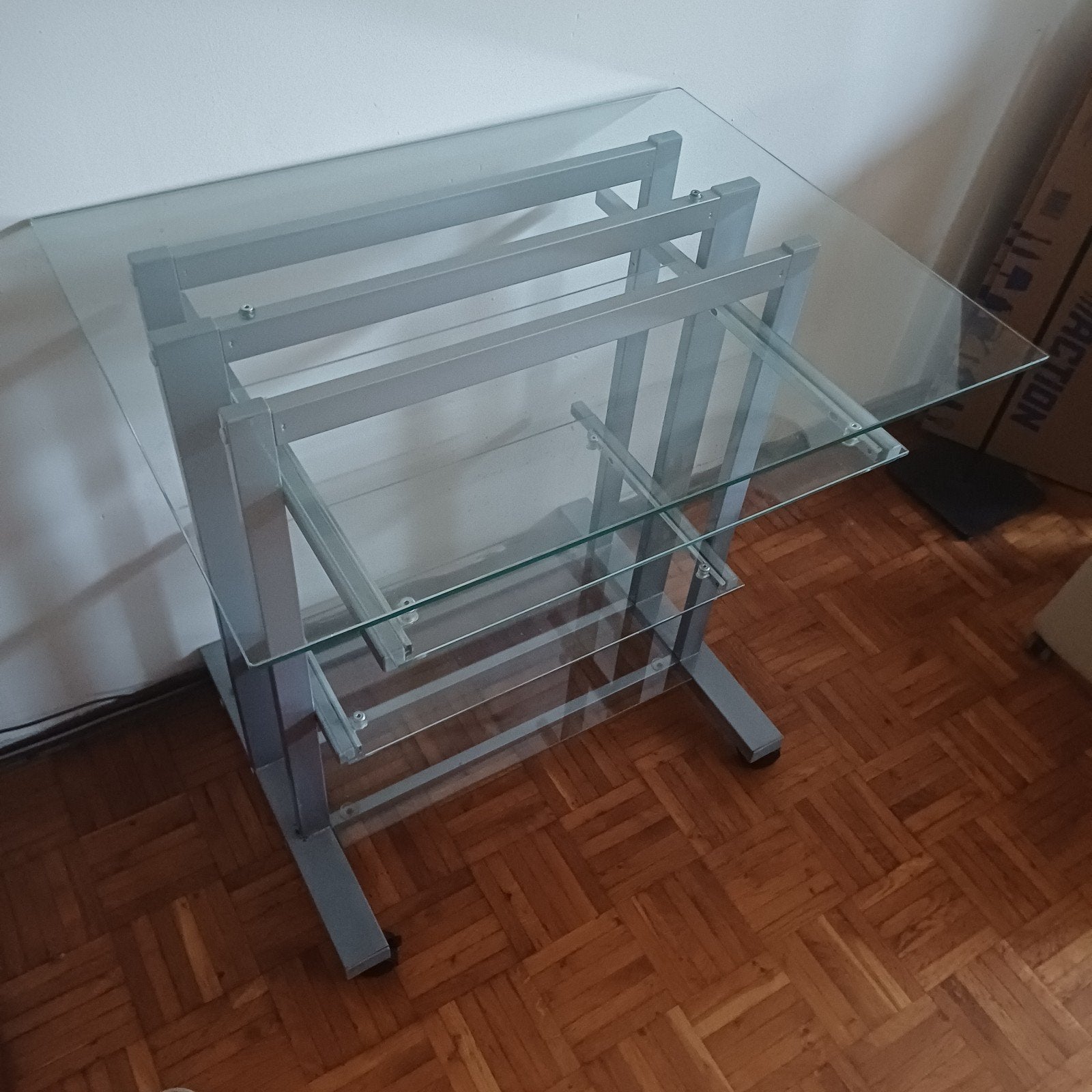 Computerbureau met uitschuifbare platen - Glas en Metaal, Ophalen, Gebruikt, Computerbureau, Zilver