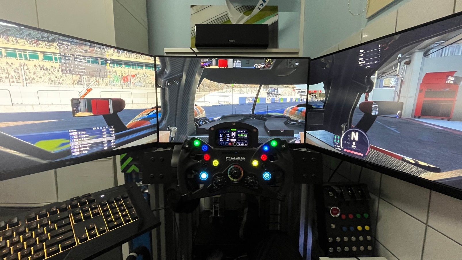 Semi-Professionele race simulator MOZA, Ophalen, Zo goed als nieuw