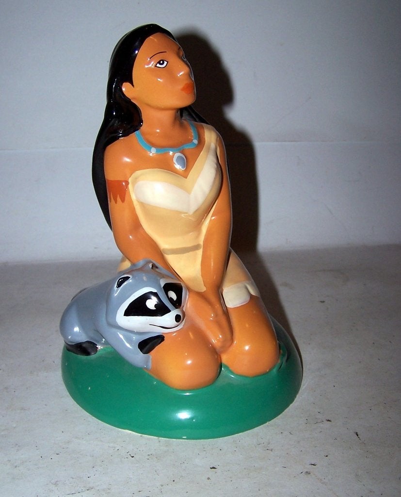 Originele Disney keramische Pocahontas spaarpot. H. 17cm., Verzamelen, Disney, Ophalen of Verzenden, Pocahontas of Kl. Zeemeermin