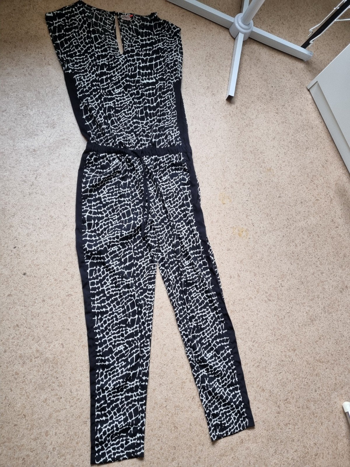 Jumpsuits, twee stuks, Kleding | Dames, Ophalen, Zo goed als nieuw, Maat 38/40 (M)