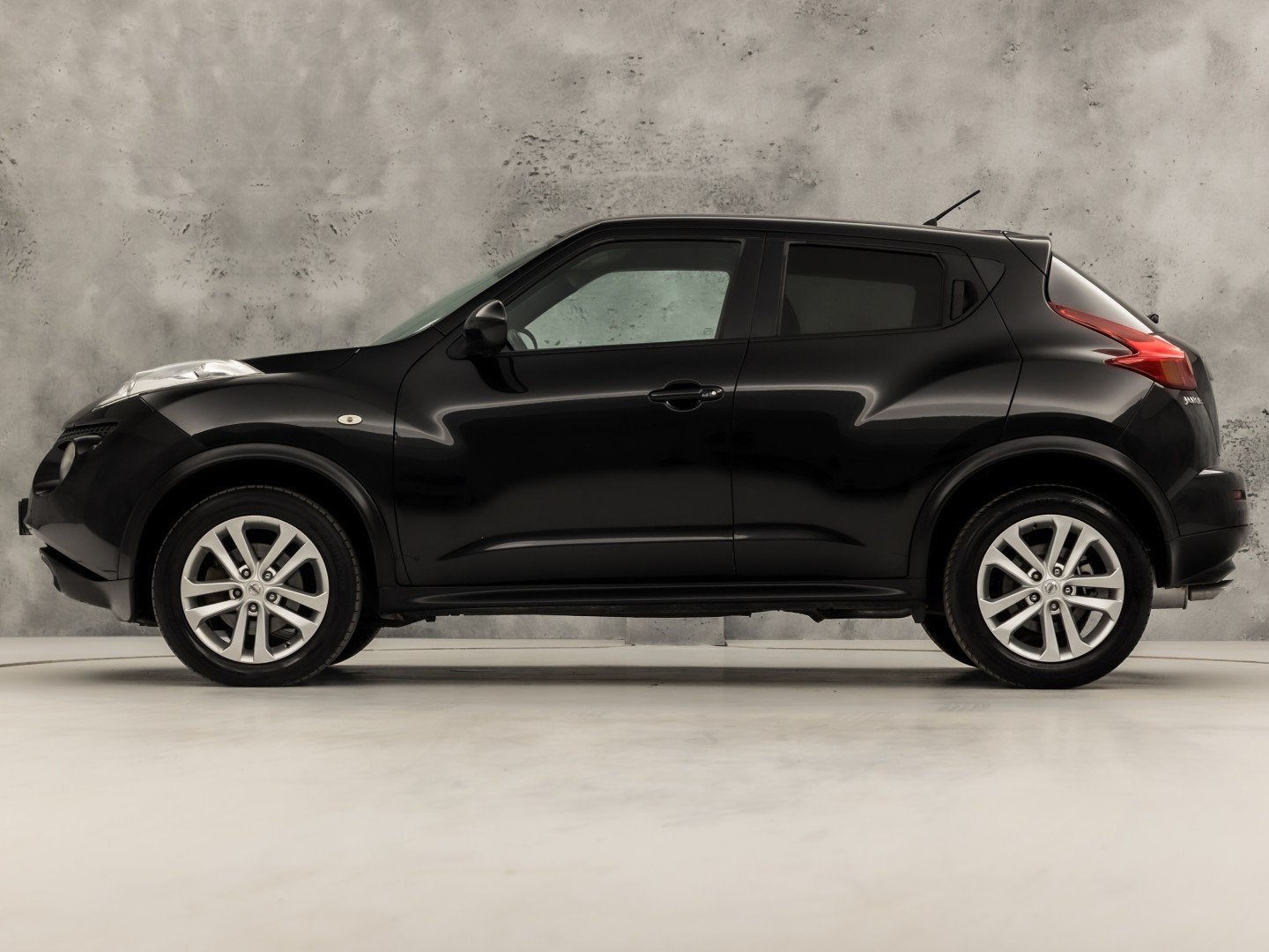 Nissan Juke 1.6 DIG-T Tekna (NAVIGATIE, CLIMATE, CAMERA, GET, Auto's, Nissan, Voorwielaandrijving, 1618 cc, Gebruikt, Alcantara