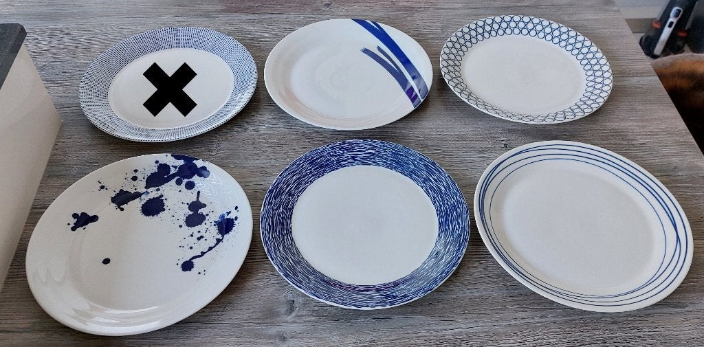 5 Royal Doulton Pacific Dinerborden 28 cm, Ophalen, Zo goed als nieuw, Bord(en), Modern