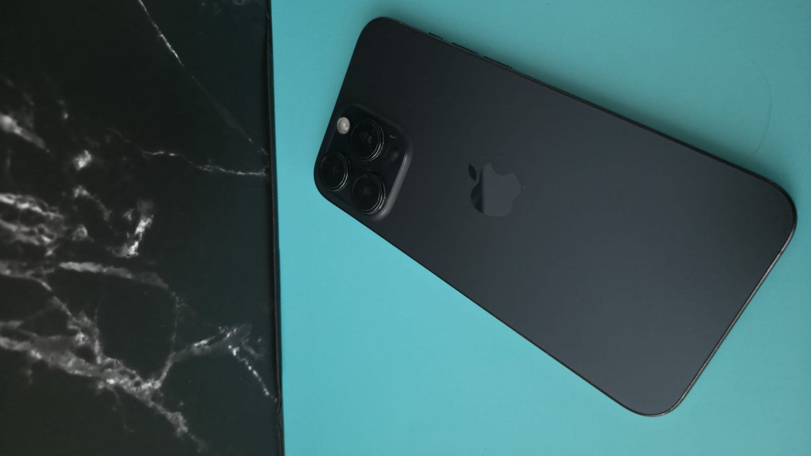 iPhone 15 pro max, Telecommunicatie, Ophalen, Zo goed als nieuw, Overige typen