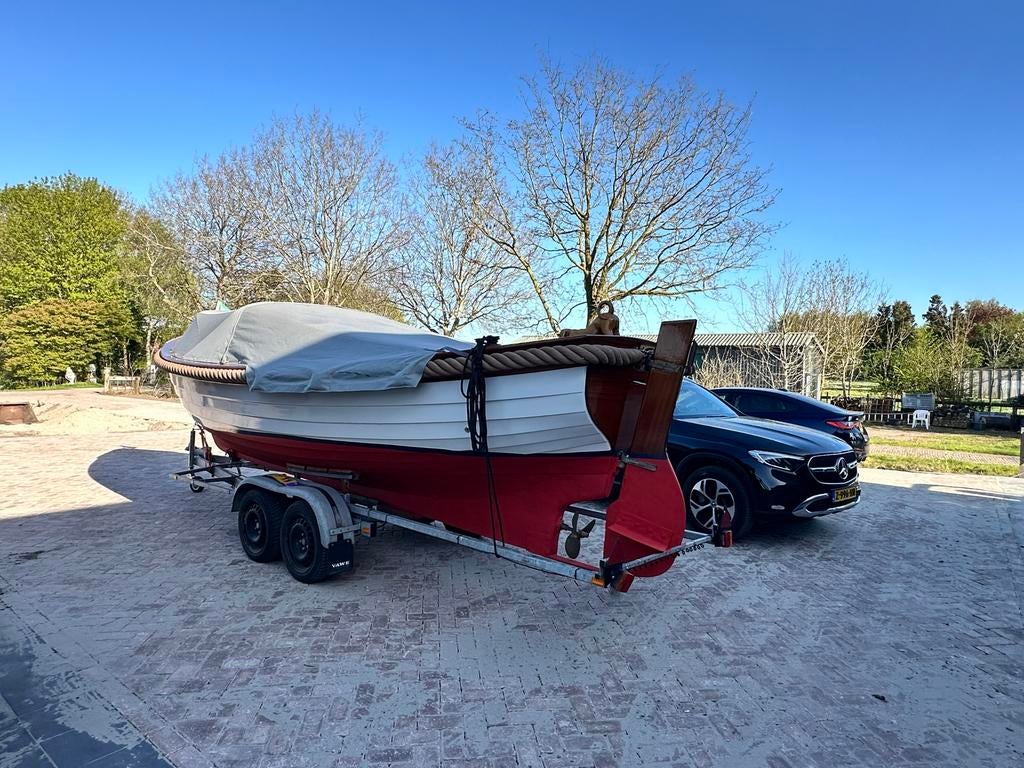 Bootrailer in prima staat - Alles werkt naar behoren, Watersport en Boten, Boottrailers, Minder dan 1500 kg, Sloepentrailer, Minder dan 6 meter