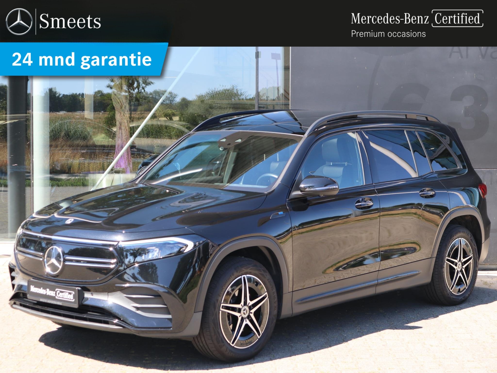 Mercedes-Benz EQB 300 4MATIC AMG Line 7p. 67 kWh, Auto's, Gebruikt, Zwart, Vierwielaandrijving, 2075 kg