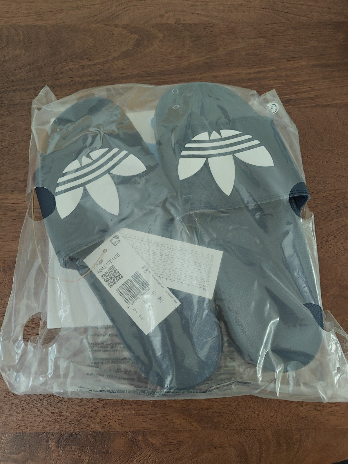 Nieuwe Adidas Adilette Lite slippers - Maat 43, Ophalen, Nieuw, Blauw, Slippers