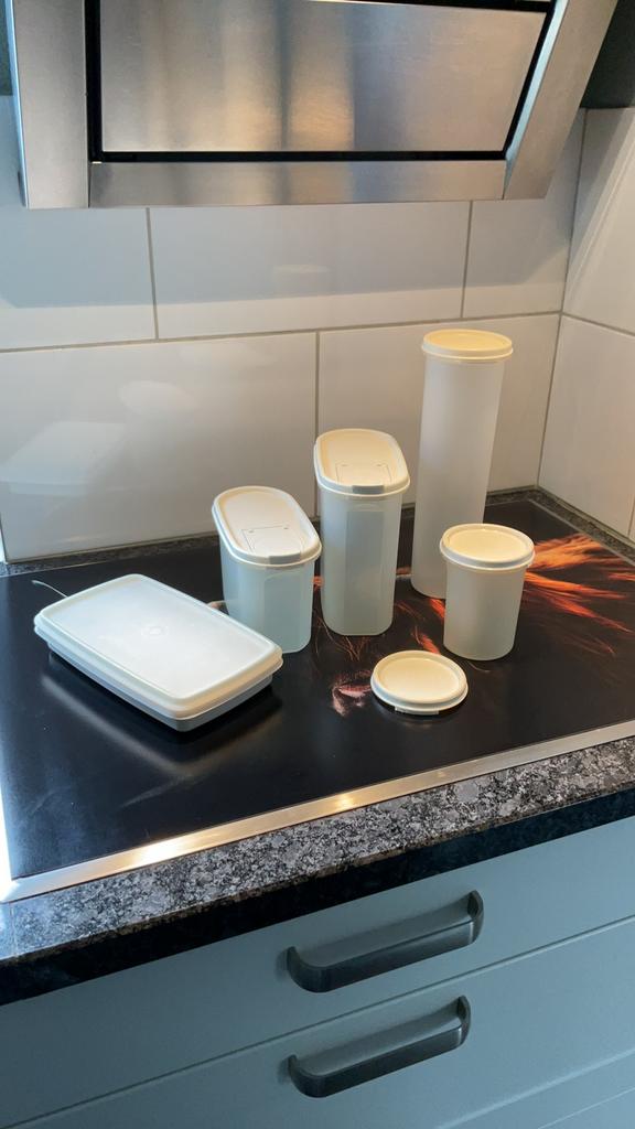 Tupperware mooi set van ruimtebesparenders, Huis en Inrichting, Ophalen of Verzenden, Zo goed als nieuw, Overige typen