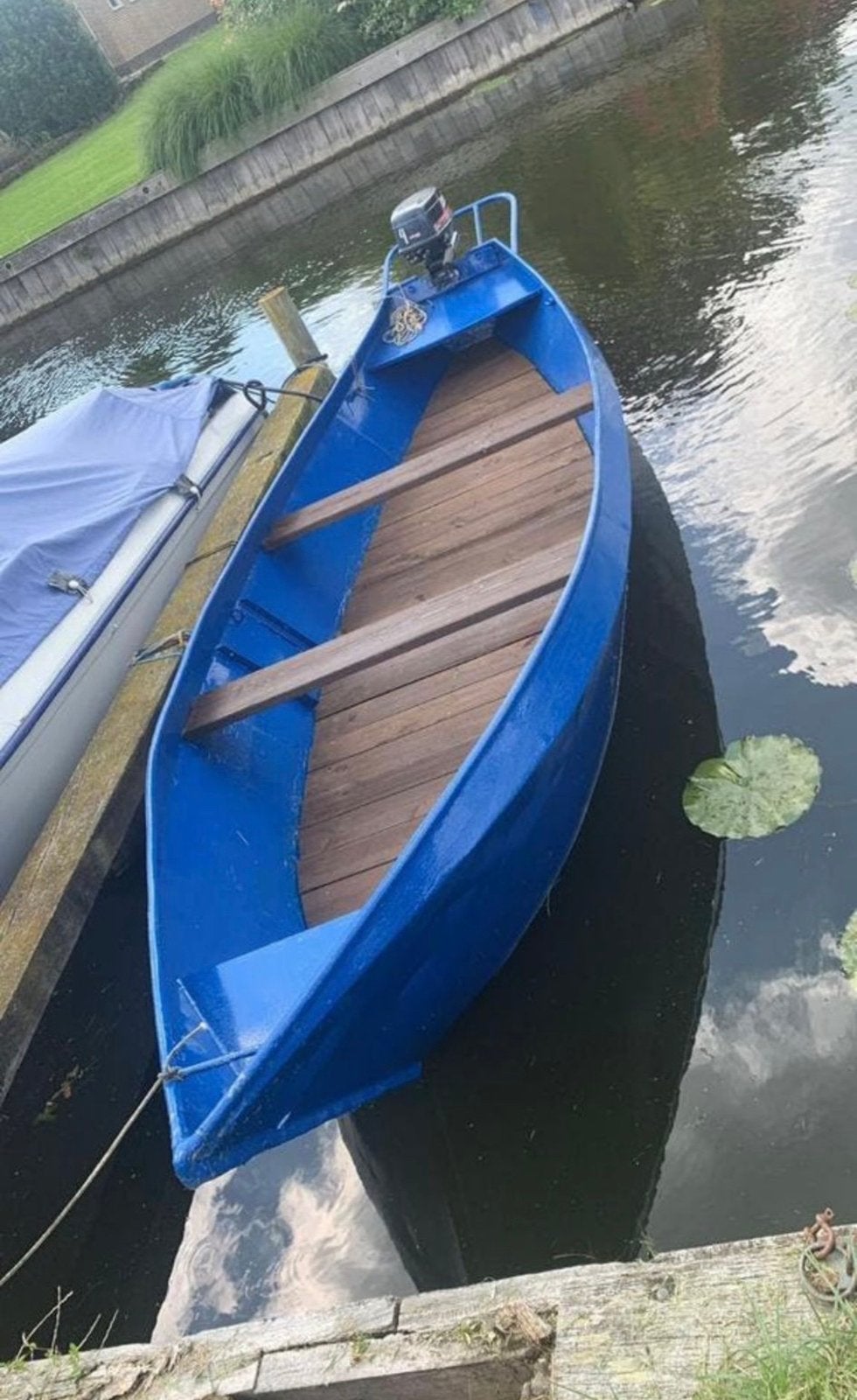 Leuk bootje met goedlopende 6 pk motor, Watersport en Boten, Ophalen of Verzenden, Zo goed als nieuw, Benzine, Buitenboordmotor