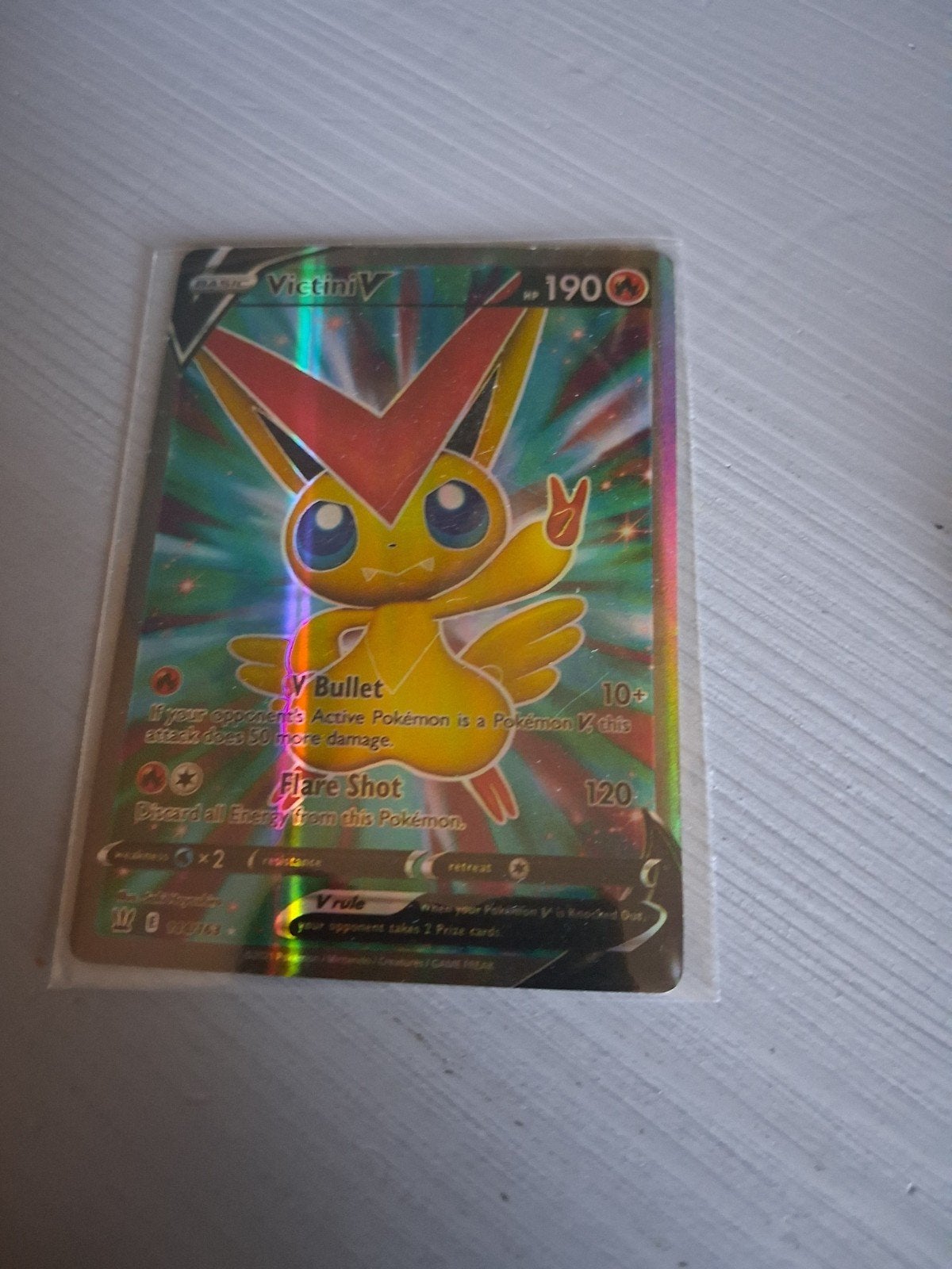Pokémon Victini V (Foil) - Zeldzame Kaart, Ophalen, Zo goed als nieuw, Losse kaart, Foil