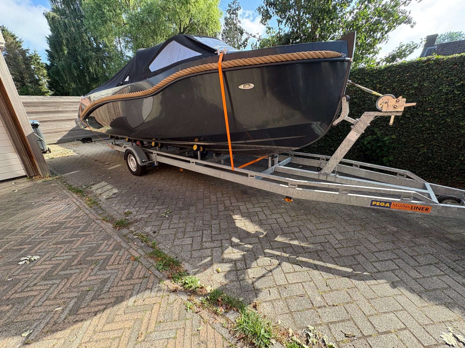 Pega liner 1800, Ophalen, Gebruikt, 1500 tot 3000 kg, Sloepentrailer
