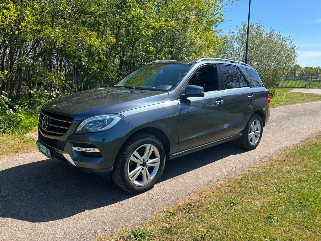 Mercedes-Benz M-klasse 350 BlueTEC Grijs kenteken ex btw Lux, Auto's, Bestelauto's, Bedrijf, Te koop, 4x4, ABS, Adaptive Cruise Control