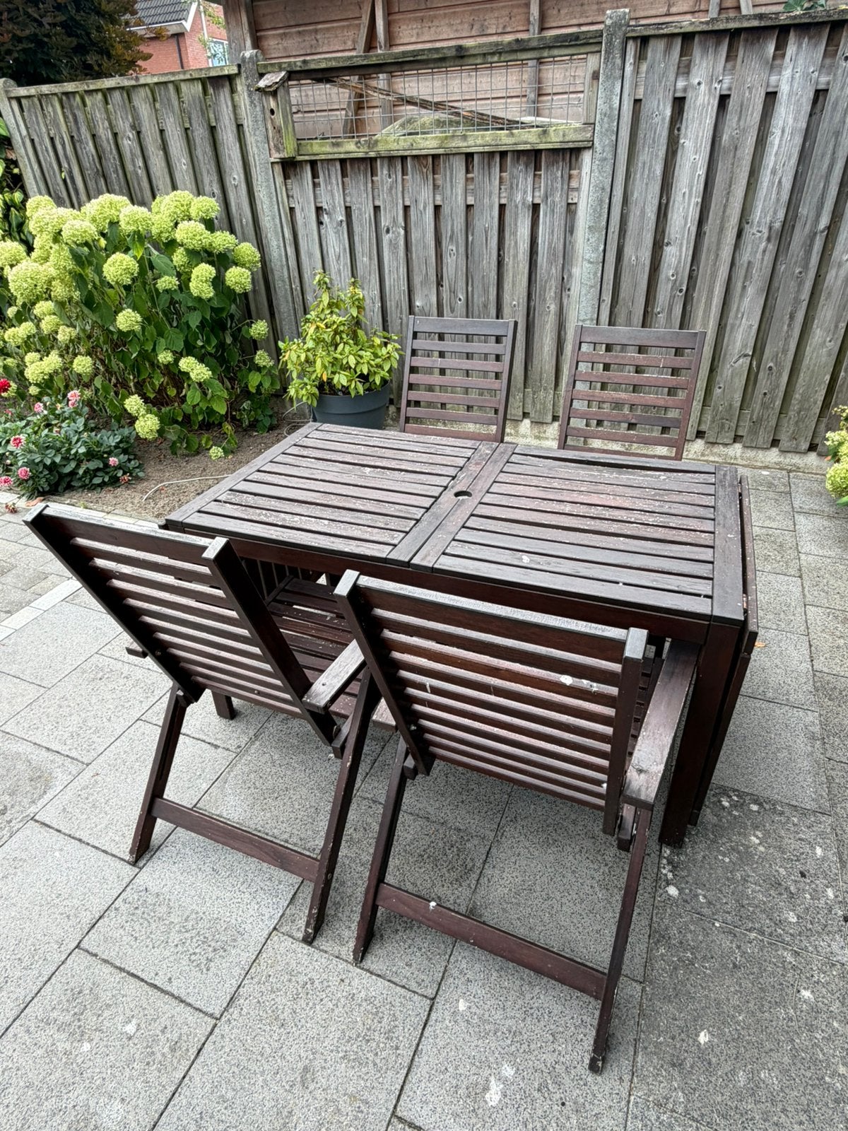 4 persoons tuinset, Ophalen, Gebruikt, Hout, 2 zitplaatsen