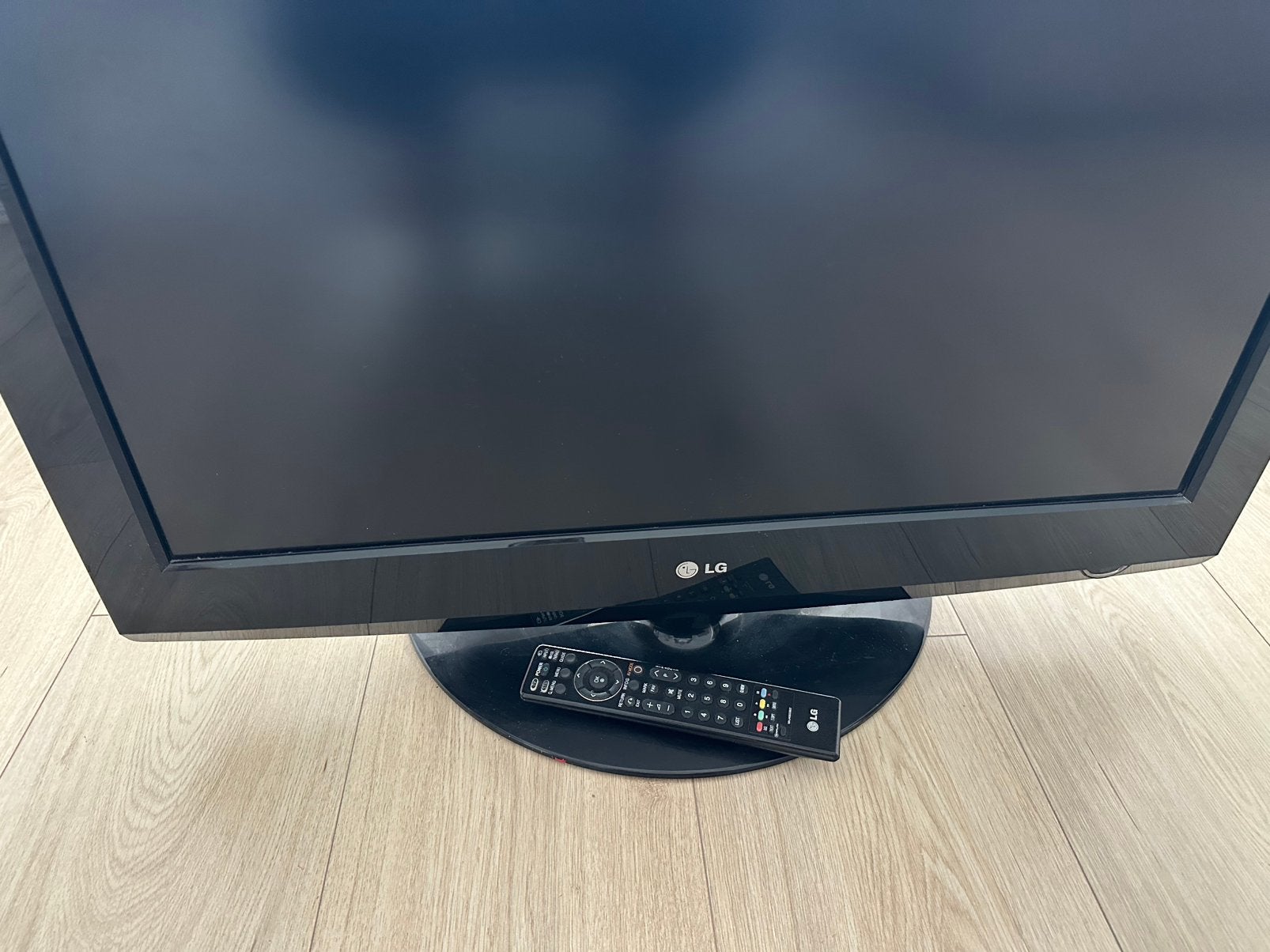 Tv LG 32 inch 2008 model, Audio, Tv en Foto, Televisies, Ophalen of Verzenden, Zo goed als nieuw, 50 Hz, LG