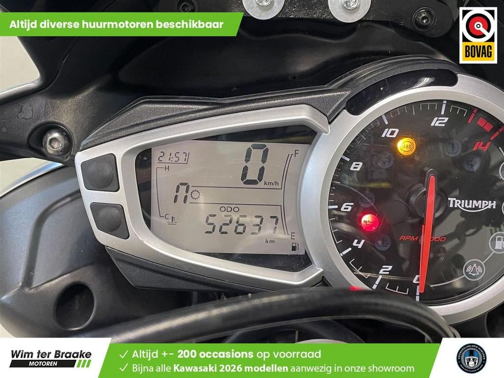 Triumph Street Triple R 675 ABS (bj 2014), 675 cc, Motorrijbewijs A, Bedrijf, Meer dan 35 kW