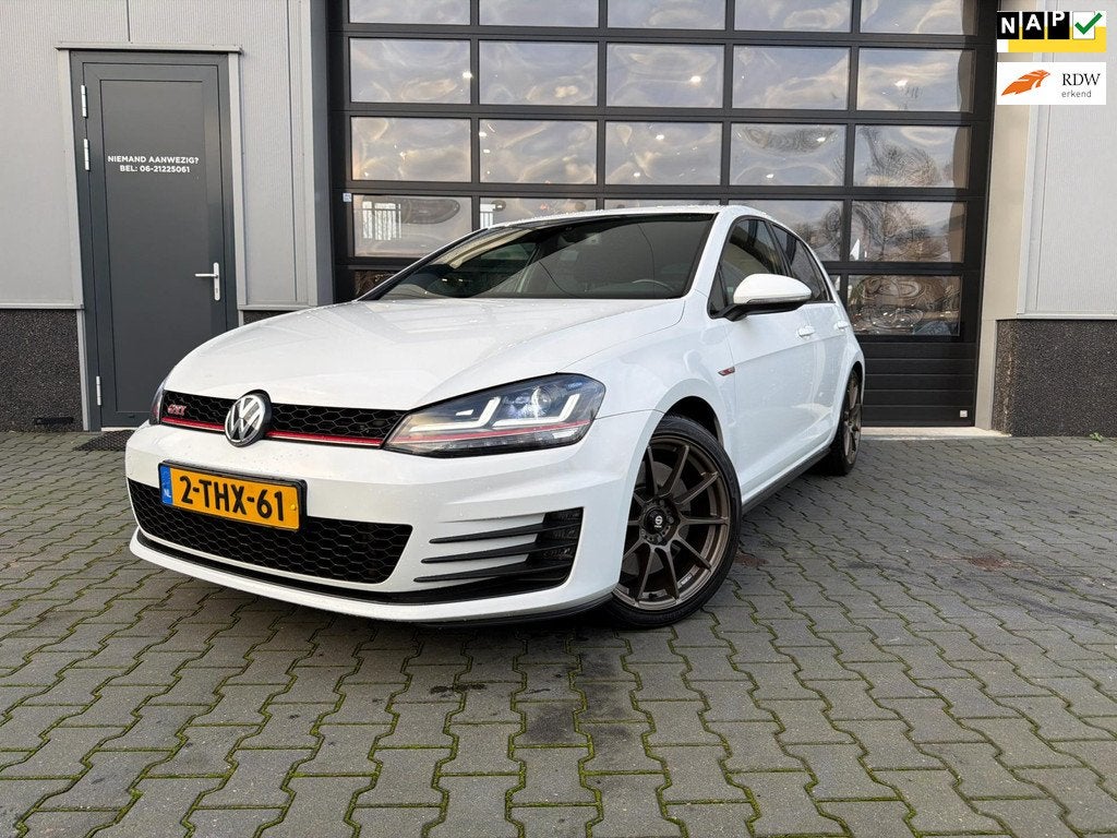 Volkswagen Golf 2.0 TSI GTI Performance ORG NL distributieke, Gebruikt, 4 cilinders, 1984 cc, Wit