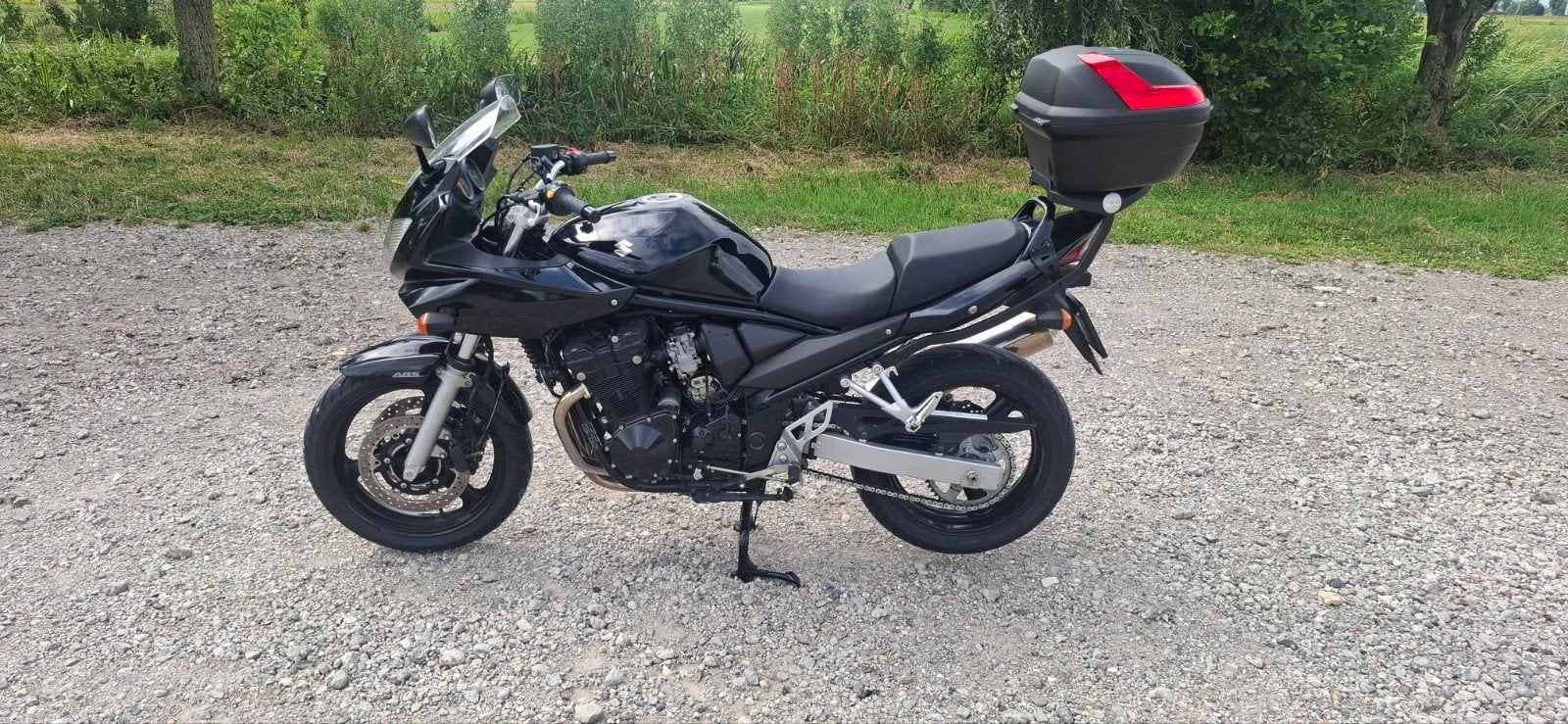 Suzuki Bandit 650SA zeer lage km-stand, Motoren, 4 cilinders, Motorrijbewijs A, Gebruikt, Particulier