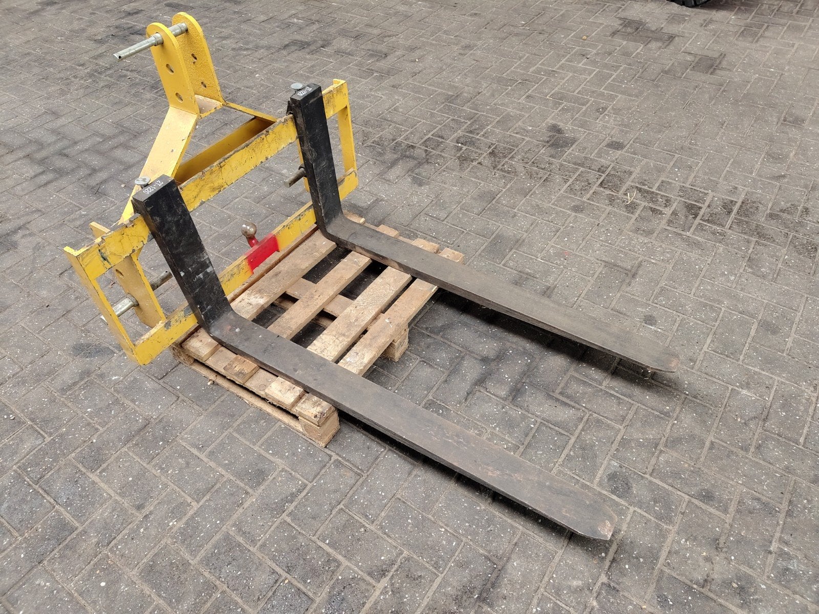 Verstelbare palletdrager Tractor incl aanhangerkogel, Ophalen, Overige, Transport