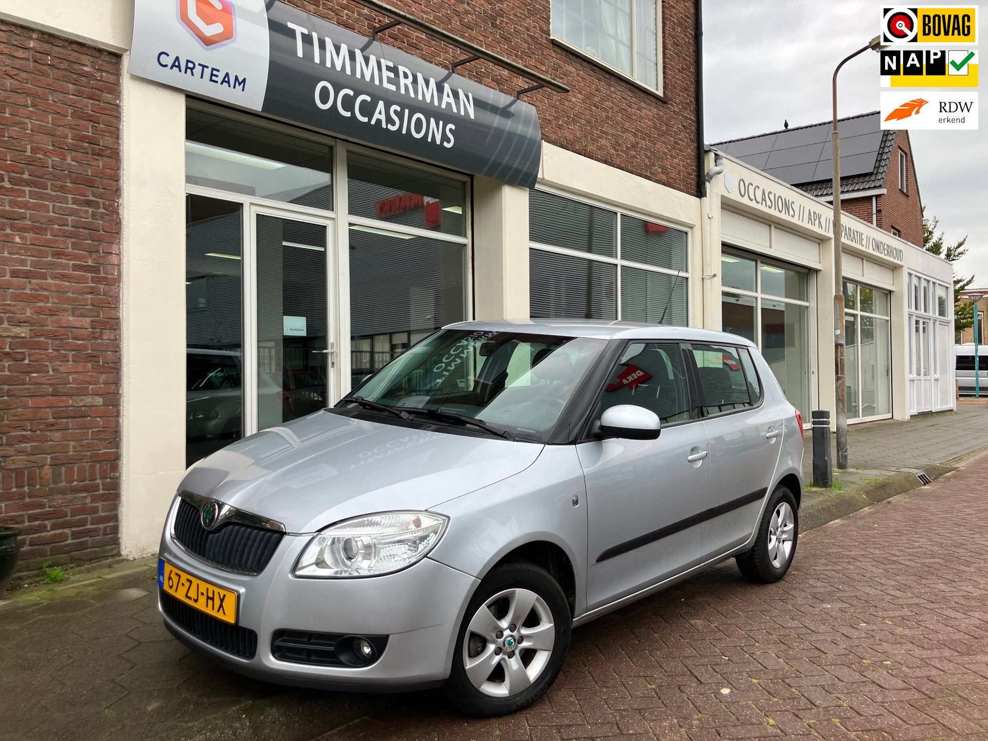 Skoda Fabia 1.6-16V Elegance|Automaat|101.200km NAP, Auto's, Gebruikt, 4 cilinders, 49 €/maand, Origineel Nederlands